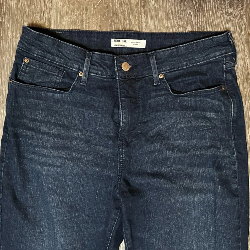 Signature Levi Strauss Totally Shaping Skinny Blue Denim Jeans Pants Women’s 31 - Picture 8 of 8